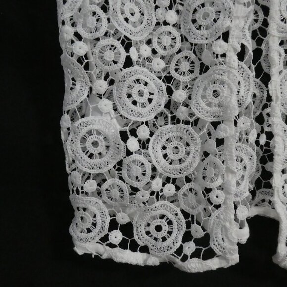 NEXT | size 14 | Elegant White Lace Top with Circular Pattern - Picture 11 of 13